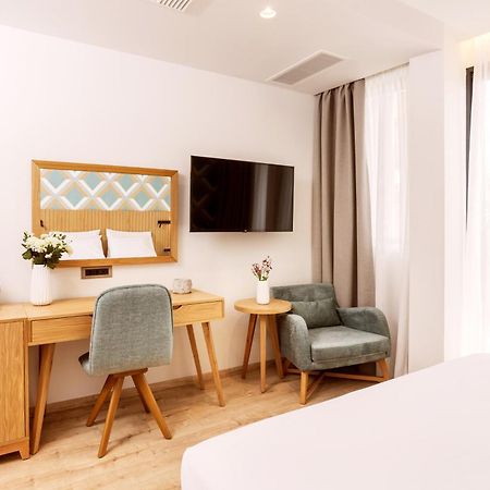 Days City Suites Aten Exteriör bild