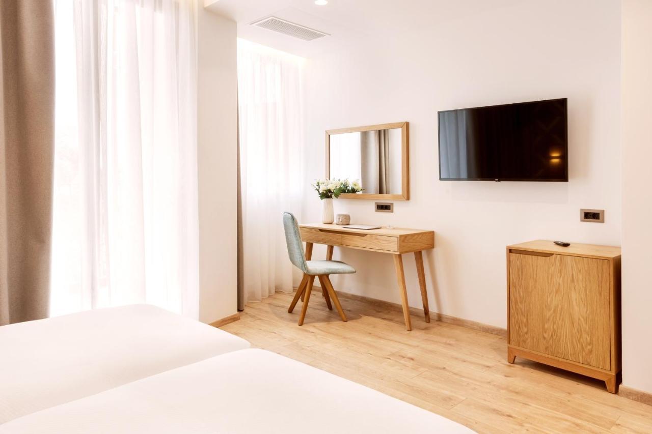 Days City Suites Aten Exteriör bild