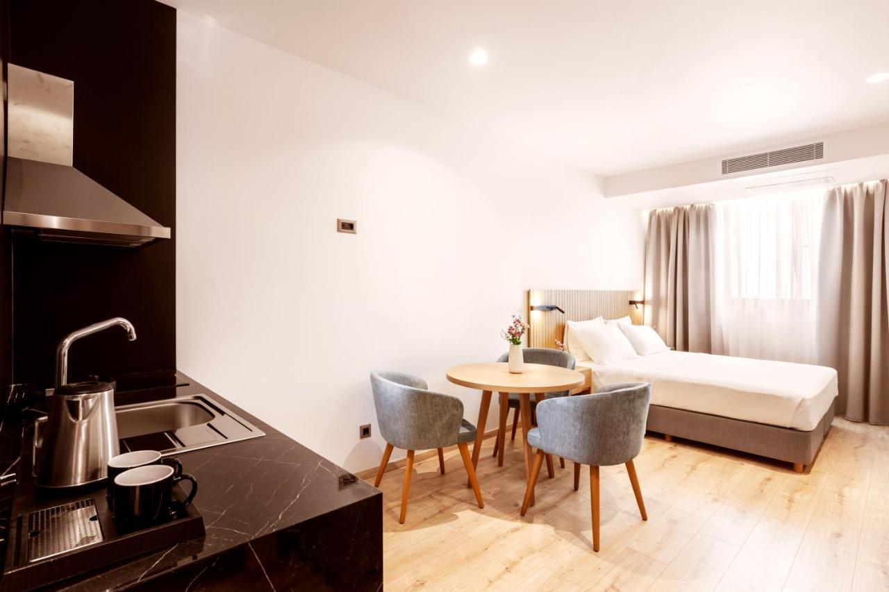Days City Suites Aten Exteriör bild