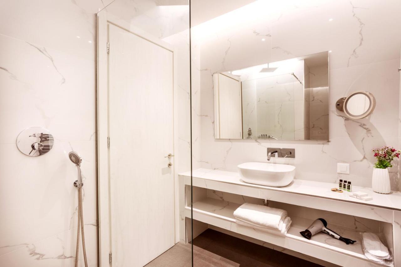 Days City Suites Aten Exteriör bild